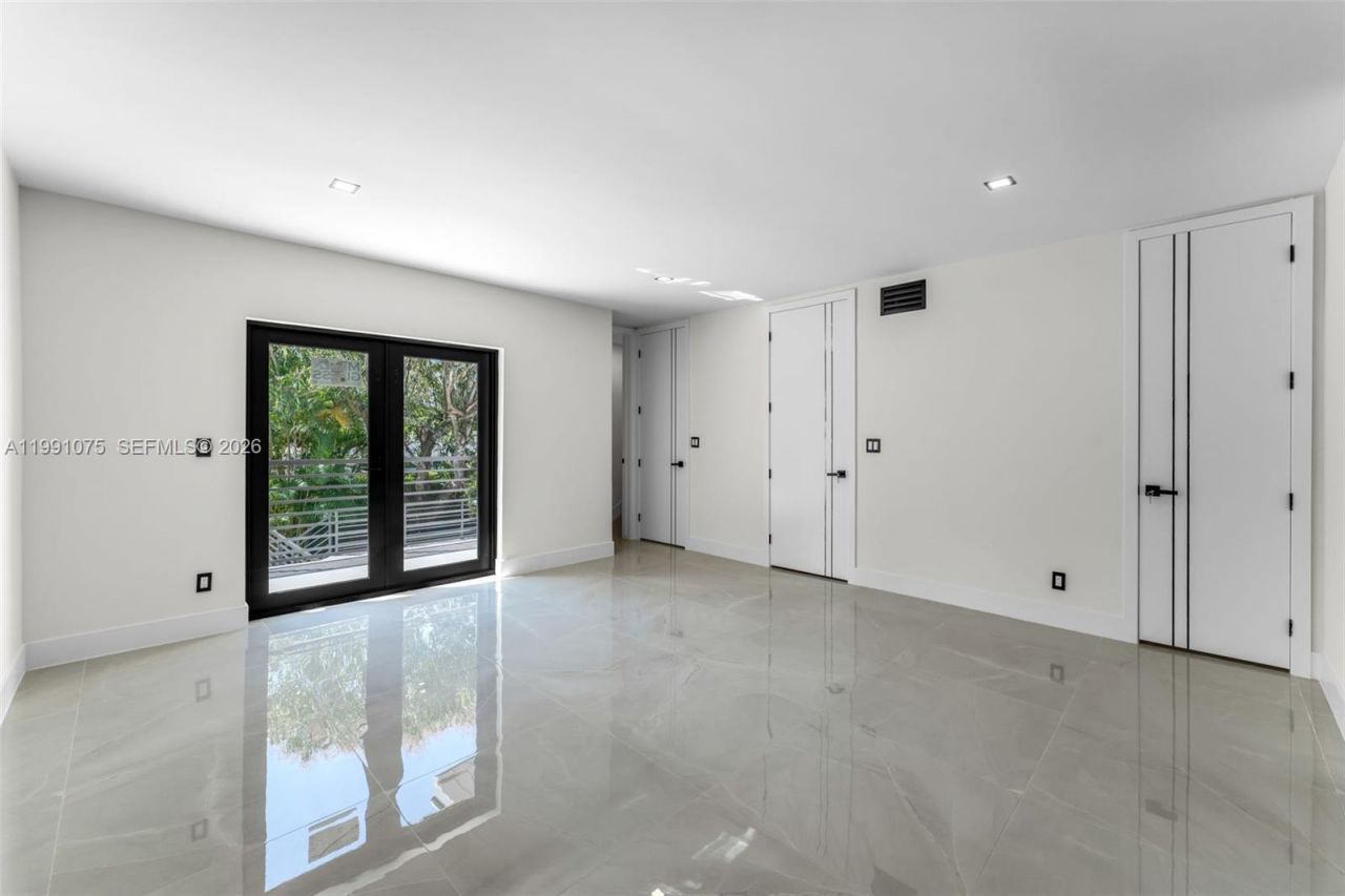 7920 SW 132nd St , Pinecrest, FL 33156 Photo