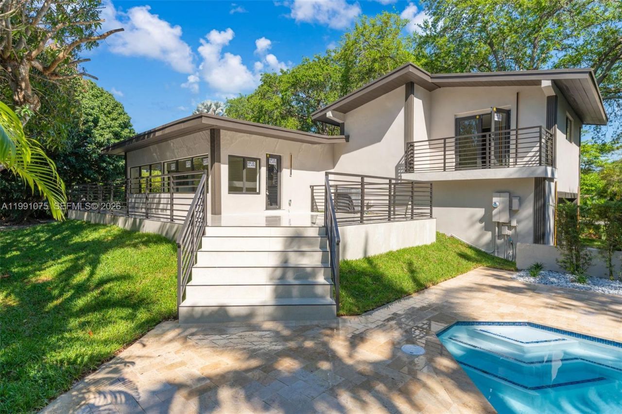 7920 SW 132nd St , Pinecrest, FL 33156 Photo