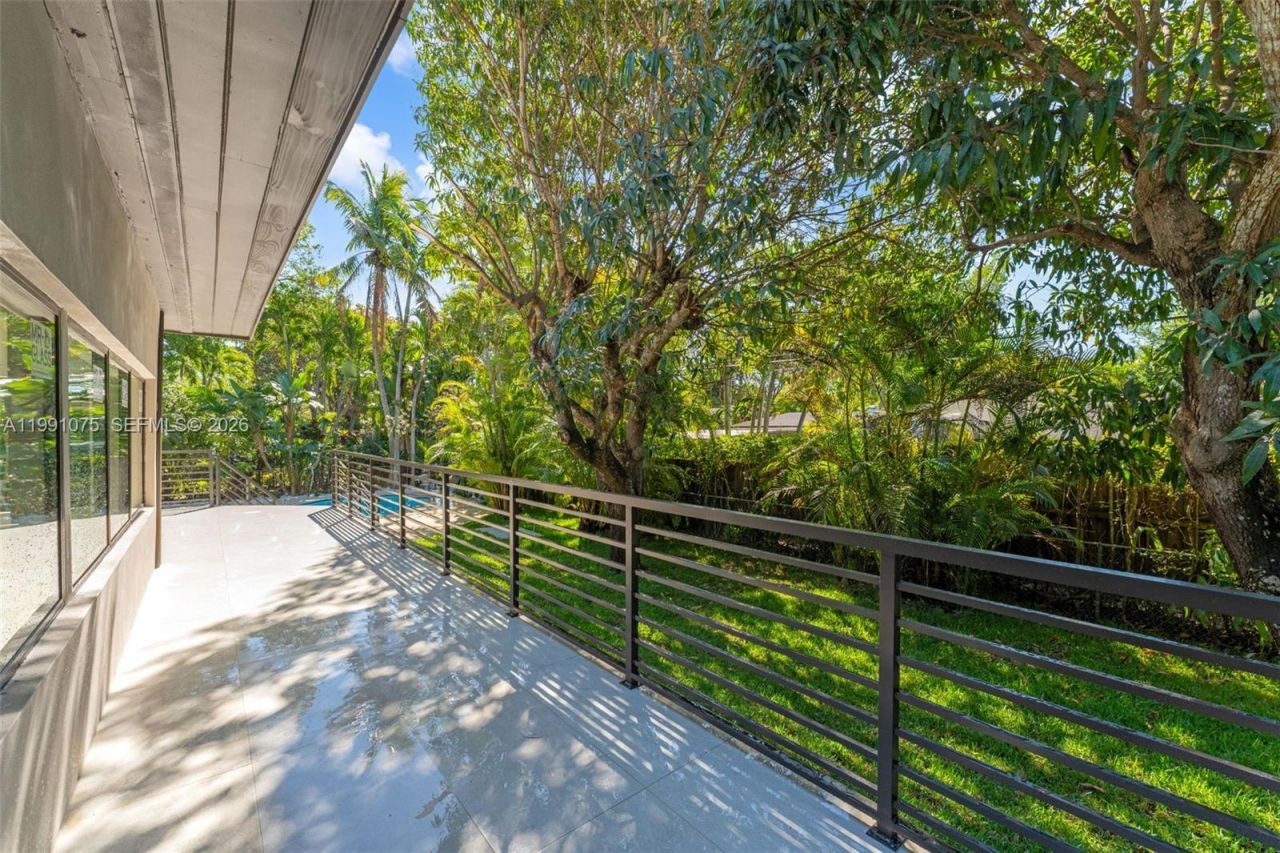 7920 SW 132nd St , Pinecrest, FL 33156 Photo