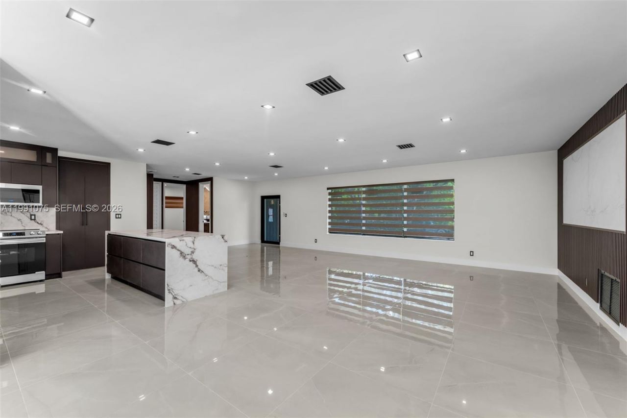 7920 SW 132nd St , Pinecrest, FL 33156 Photo