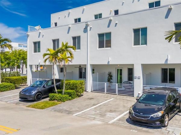 6416 NW 102nd Ct, Unit 118, Doral, FL 33178