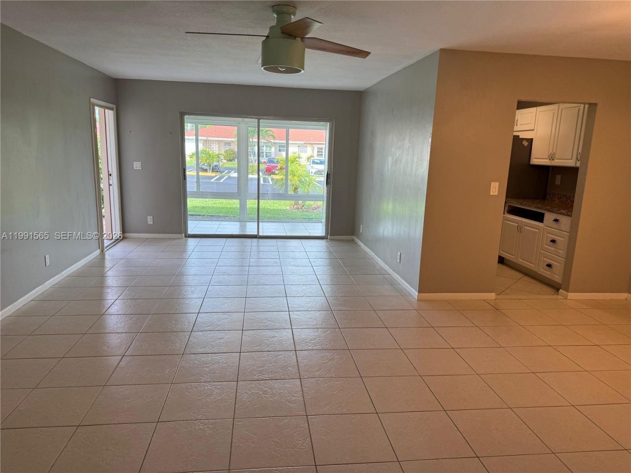 4710 NW 4th St, Unit C, Delray Beach, FL 33445 Photo