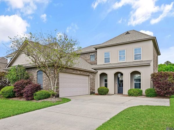 2347 Morningbrook Dr, Baton Rouge, LA 70816