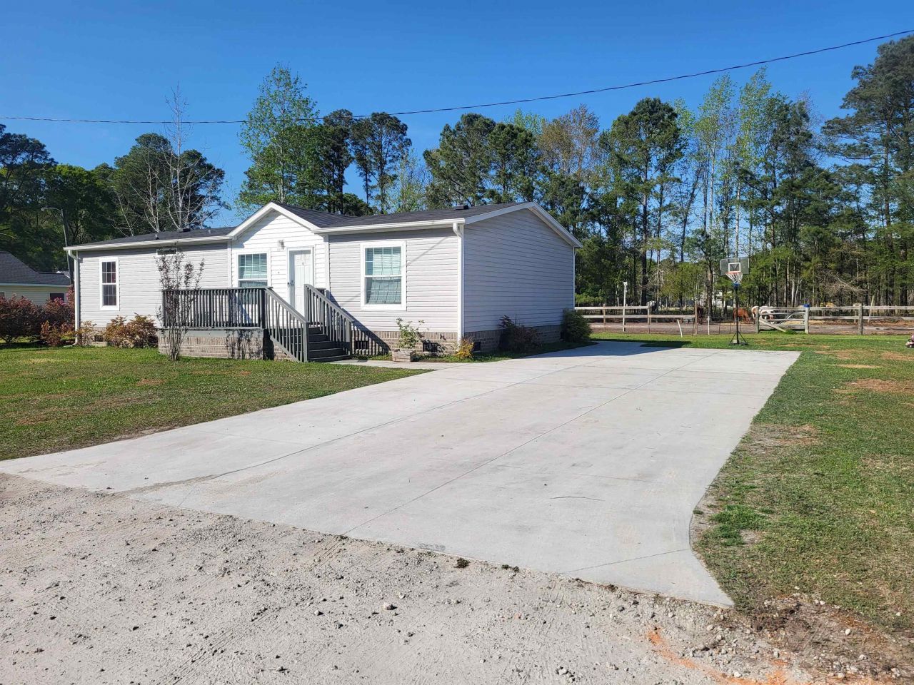 147 Honeydew Rd. Photo 6