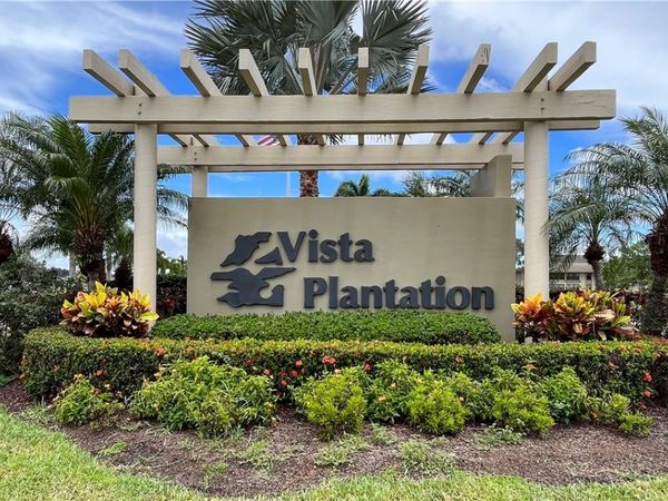 31 Plantation Drive, Unit 203, Vero Beach, FL 32966