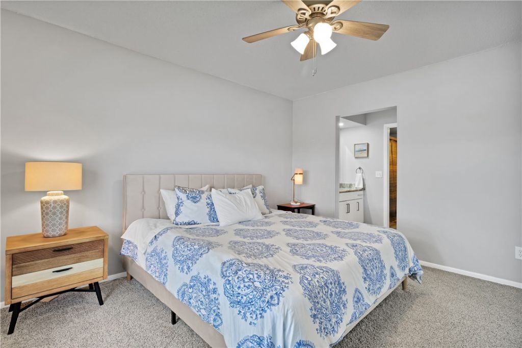 31 Plantation Drive, Unit 203, Vero Beach, FL 32966 Photo