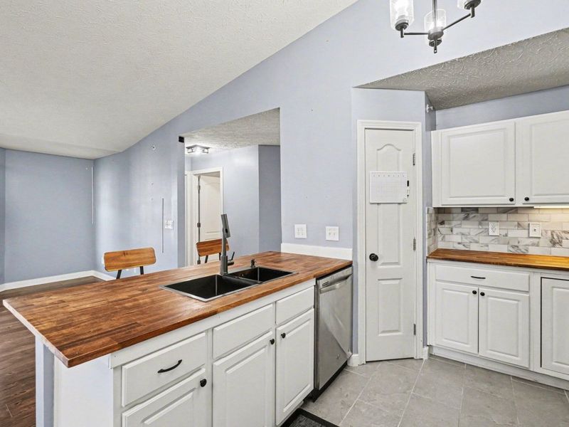 592 Ivy Ridge Drive, Cold Spring, KY 41076 Photo 6