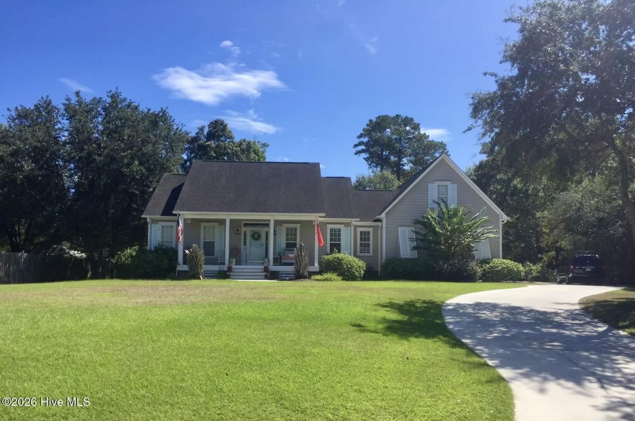205 Ottaway Court, Hampstead, NC 28443 Main Photo