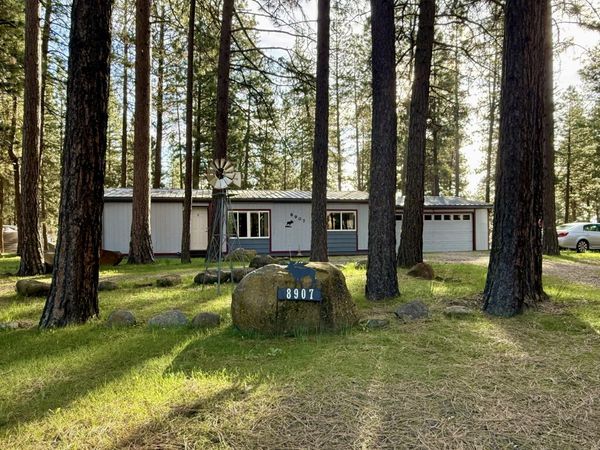 8907 Big Pine Way, Klamath Falls, OR 97601