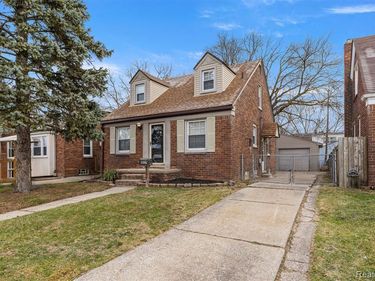 4137 Duplex Avenue, Lincoln Park, MI 48146