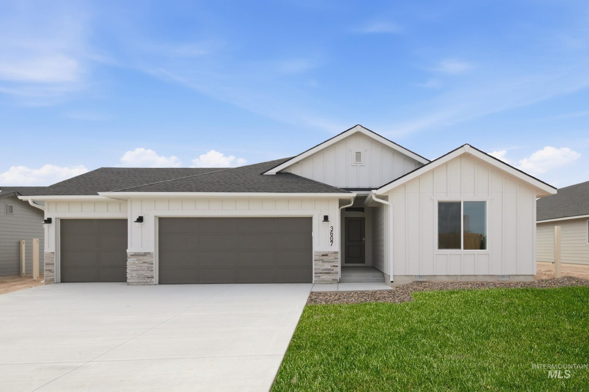 3607 E Jamestown Dr, Nampa, ID 83686 Main Photo