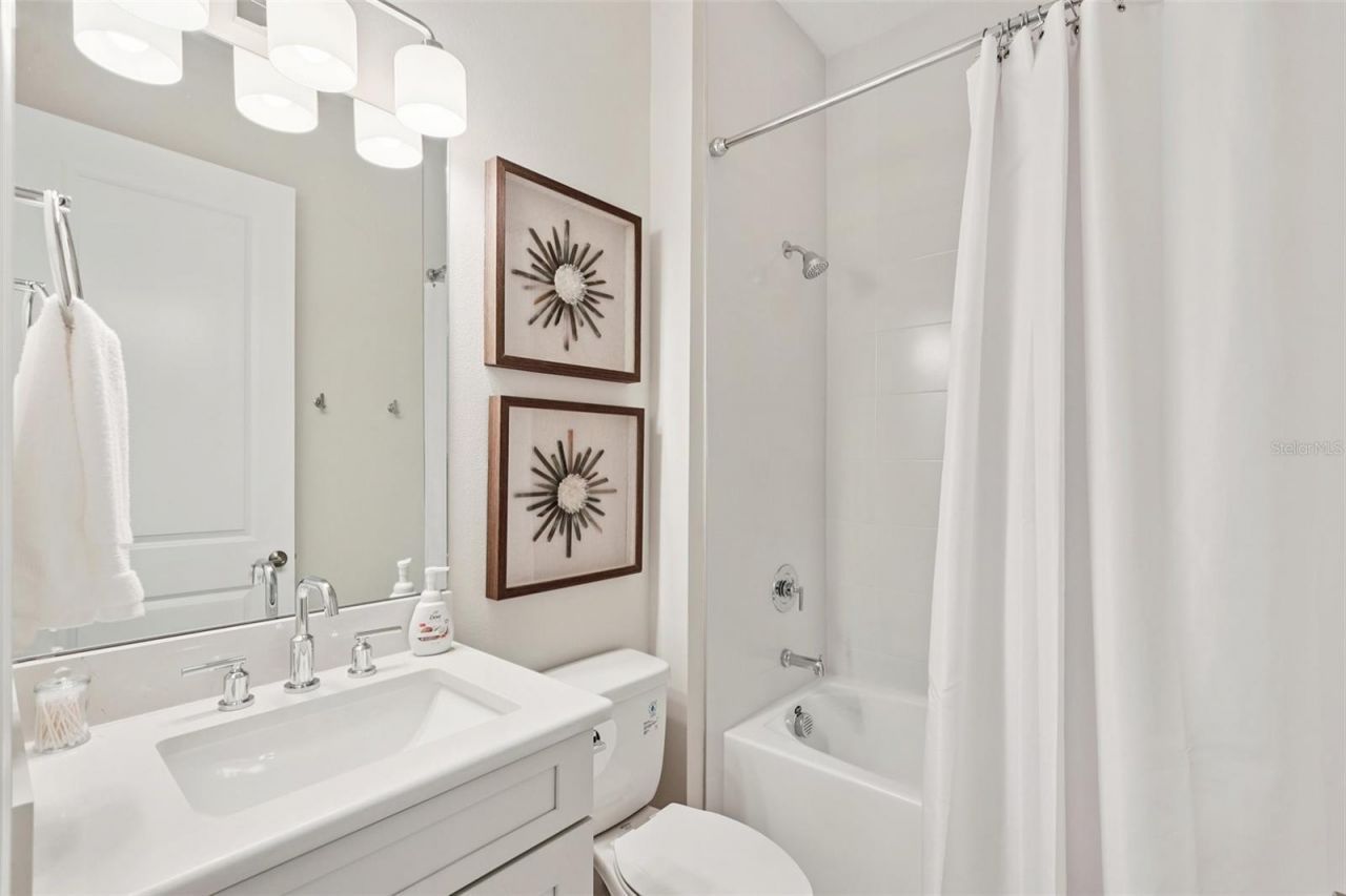 16415 Isola Place , Lakewood Ranch, FL 34211 Photo