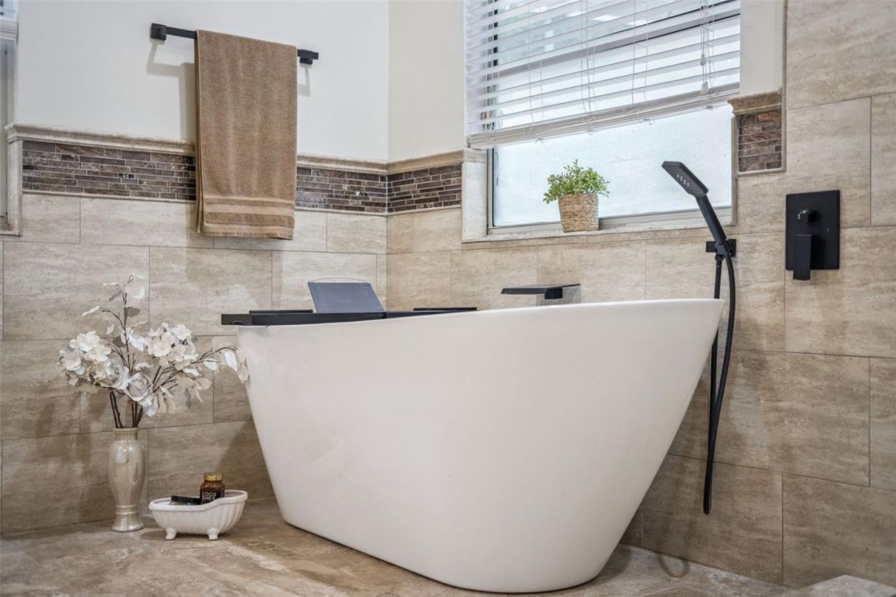 383 Eagle Creek Circle, Lake Mary, FL 32746 Photo