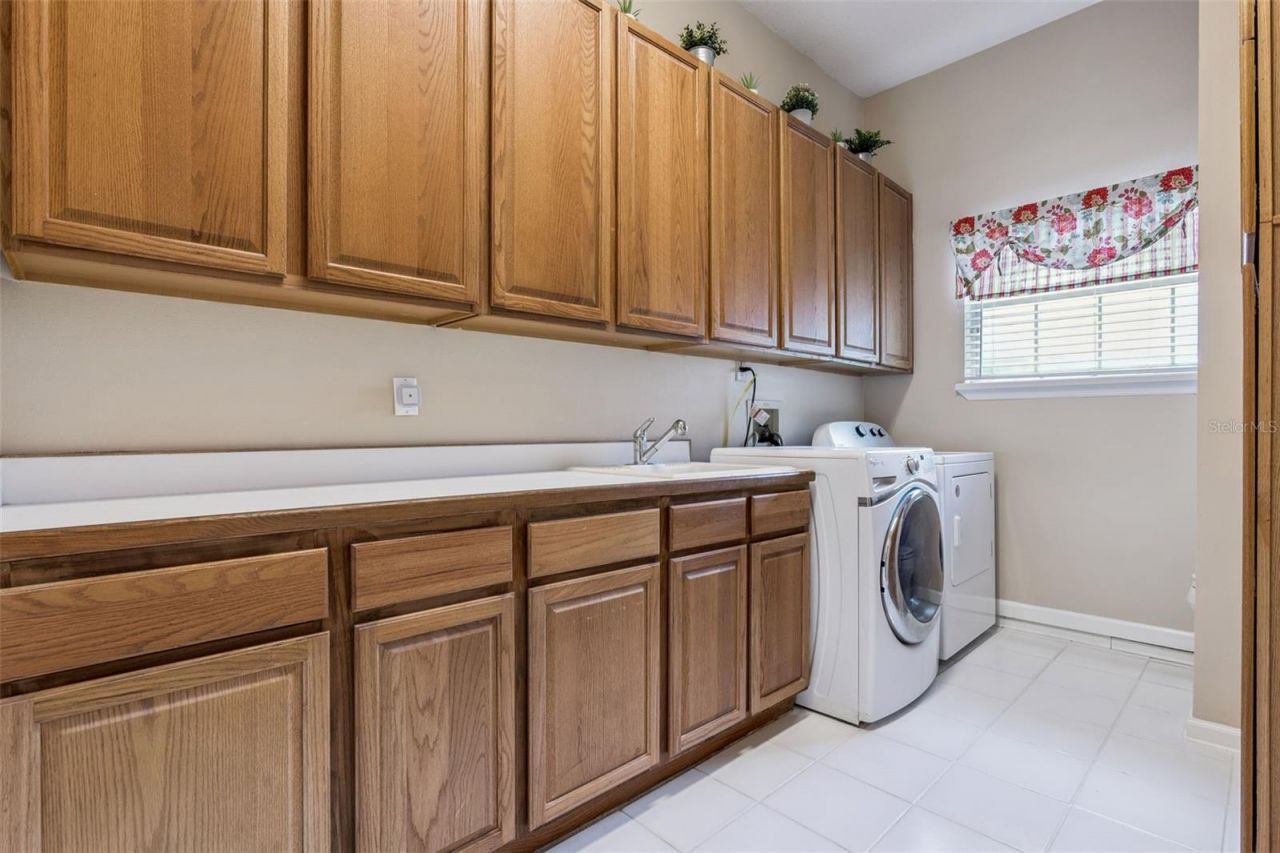 383 Eagle Creek Circle, Lake Mary, FL 32746 Photo