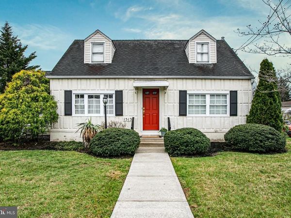 1513 KUSER ROAD, HAMILTON, NJ 08619