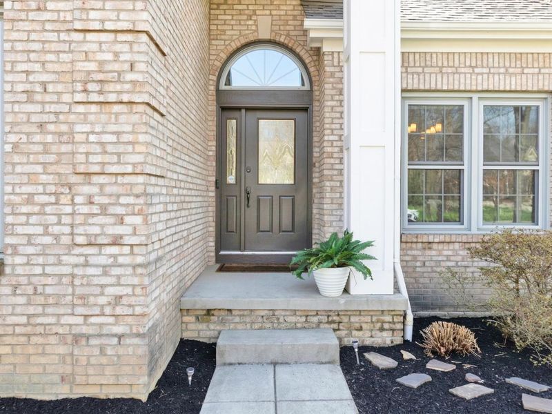 371 Vinwood Lane, Powell, OH 43065 Photo 3