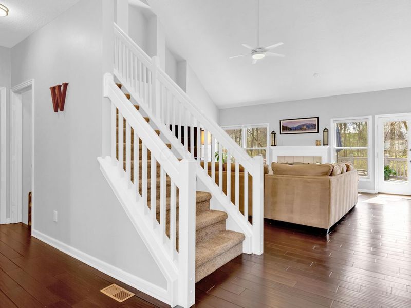 371 Vinwood Lane, Powell, OH 43065 Photo 6