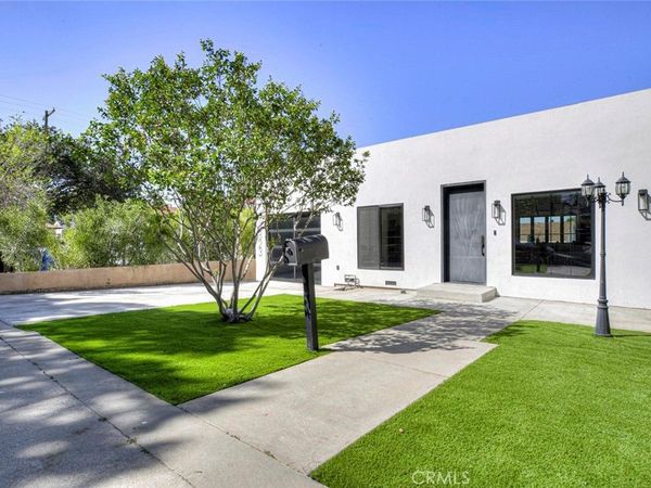 10823 Parr, Sunland, CA 91040