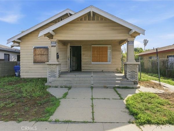 2064 Myrtle, Long Beach, CA 90806