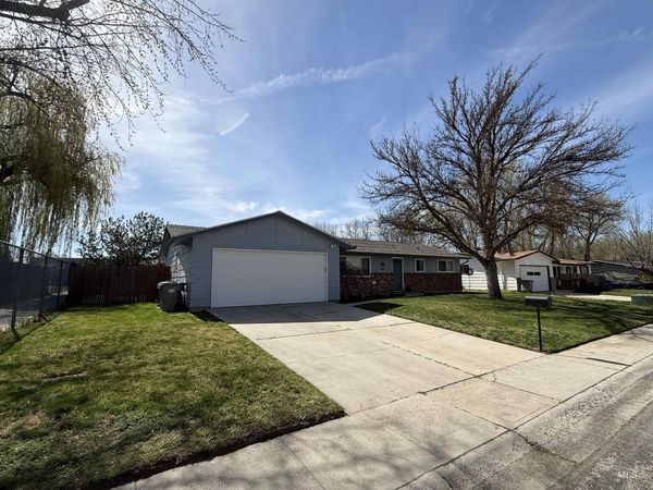 4487 W Bloom, Boise, ID 83703