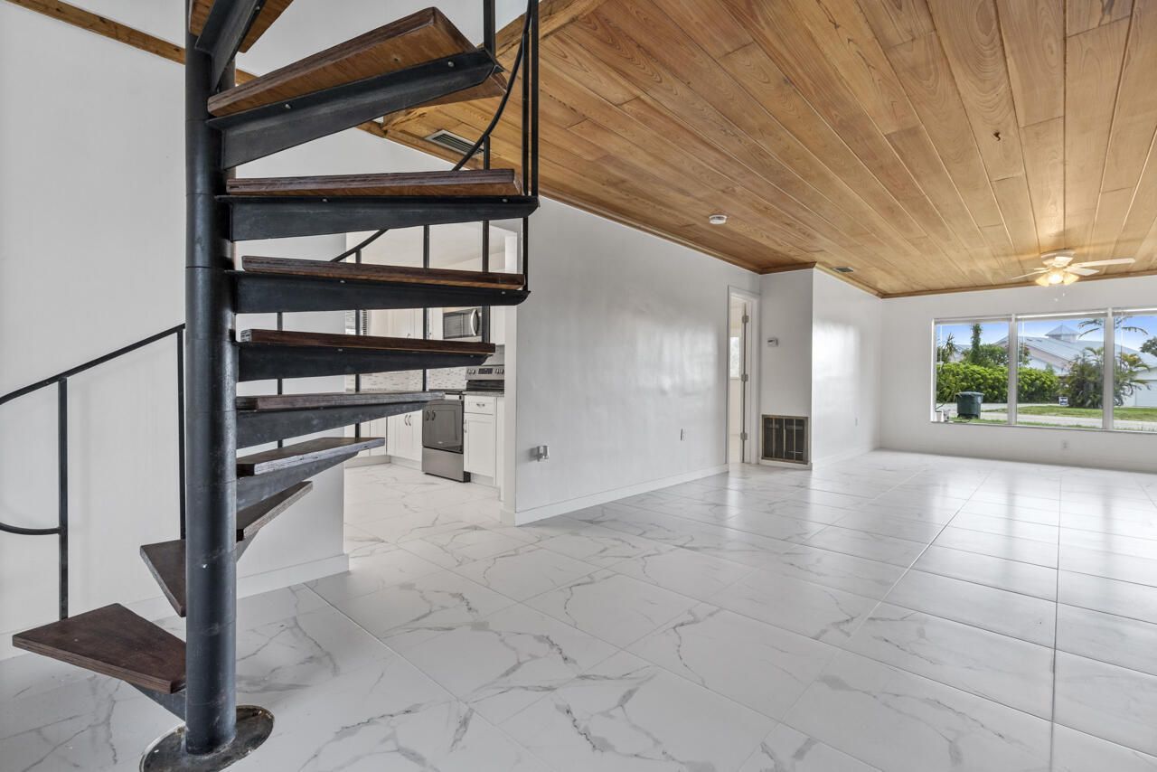 1412 Bayshore Drive, Fort Pierce, FL 34949 Photo