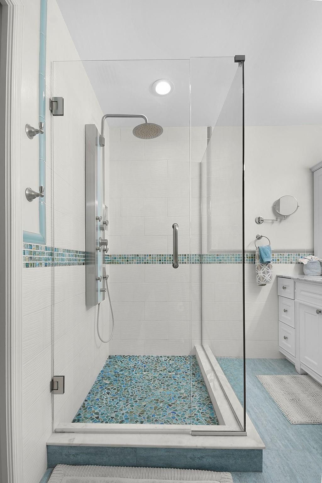 6040 SE Martinique Drive, Stuart, FL 34997 Photo