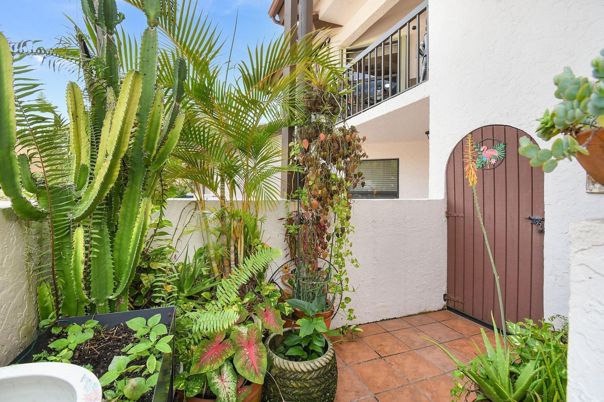 6040 SE Martinique Drive, Stuart, FL 34997 Photo