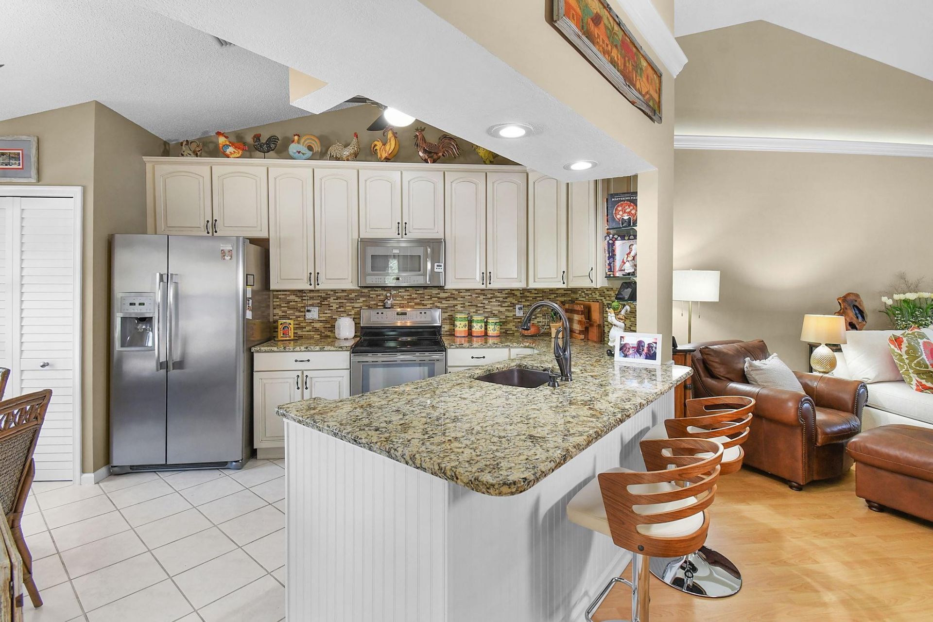 6040 SE Martinique Drive, Stuart, FL 34997 Photo