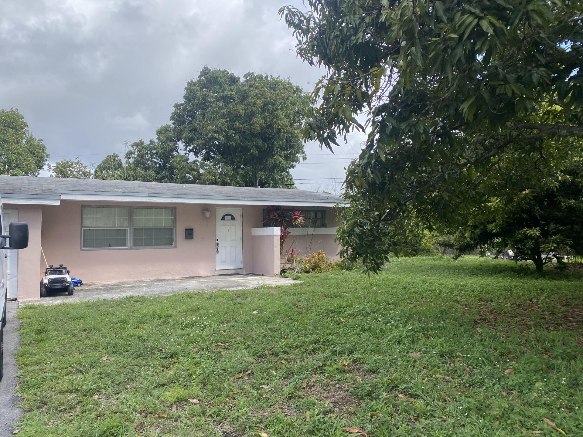 6701 NW 24th Court, Sunrise, FL 33313 Photo