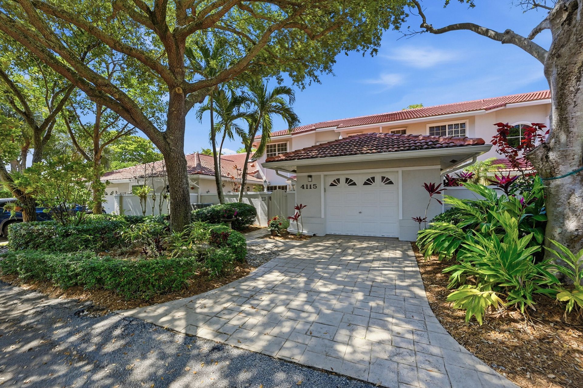 4115 Carriage Drive, Unit P2, Pompano Beach, FL 33069 Photo