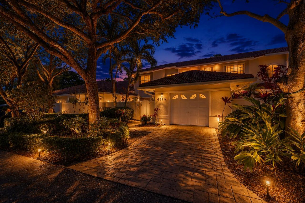 4115 Carriage Drive, Unit P2, Pompano Beach, FL 33069 Photo