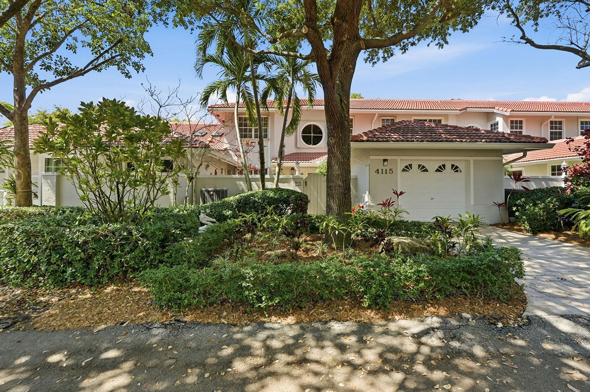 4115 Carriage Drive, Unit P2, Pompano Beach, FL 33069 Photo