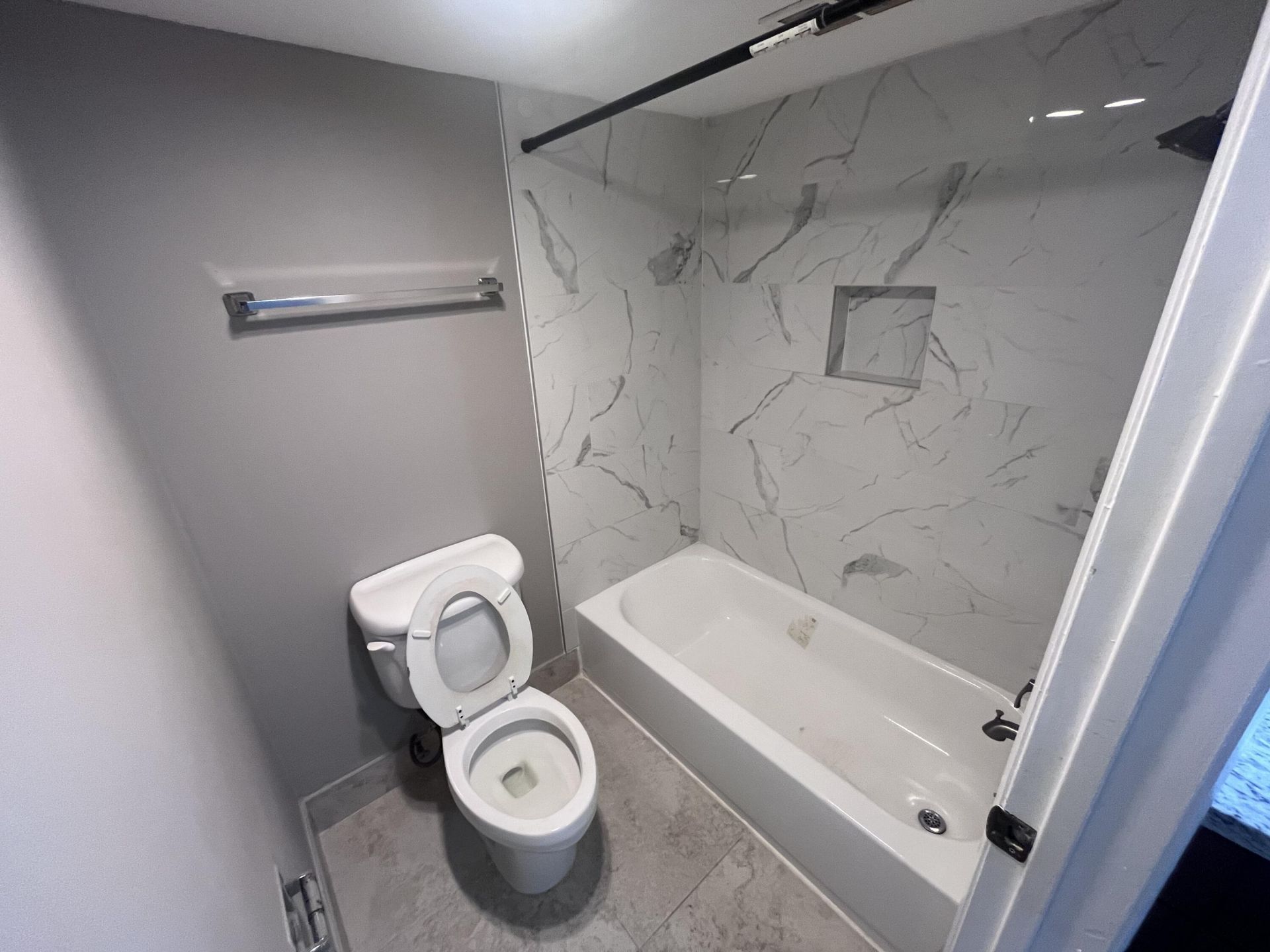 6301 N Falls Circle Drive, Unit 111, Lauderhill, FL 33319 Photo