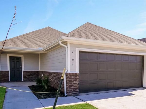 2103 Crimson Lake Boulevard, El Reno, OK 73036