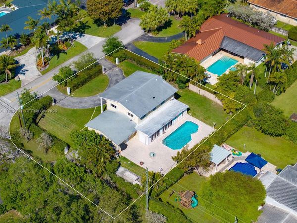7390 SW 114th St , Pinecrest, FL 33156