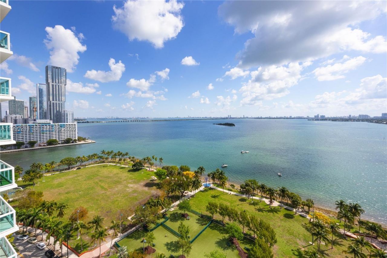 1800 N Bayshore Dr , Unit 1901, Miami, FL 33132 Photo