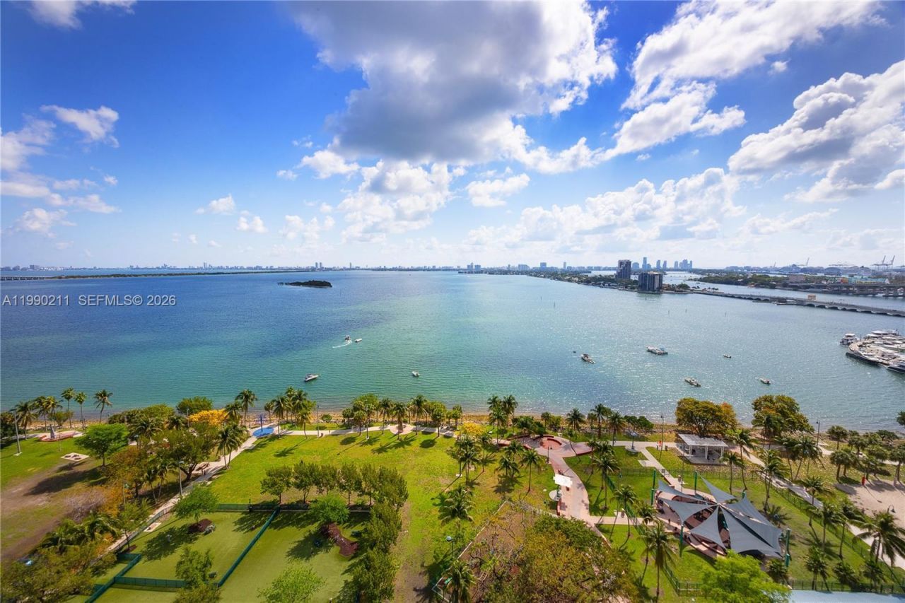 1800 N Bayshore Dr , Unit 1901, Miami, FL 33132 Photo