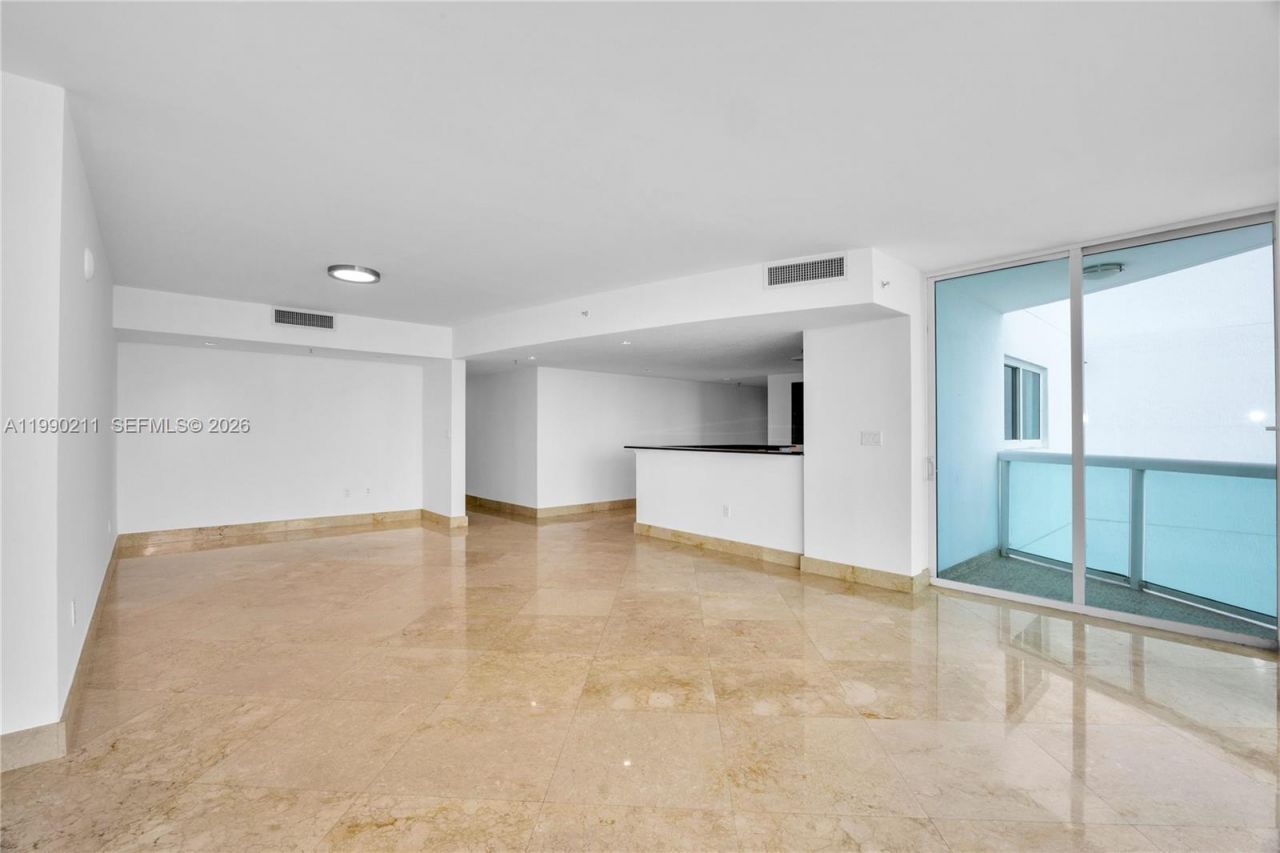 1800 N Bayshore Dr, Unit 1901, Miami, FL 33132 Photo
