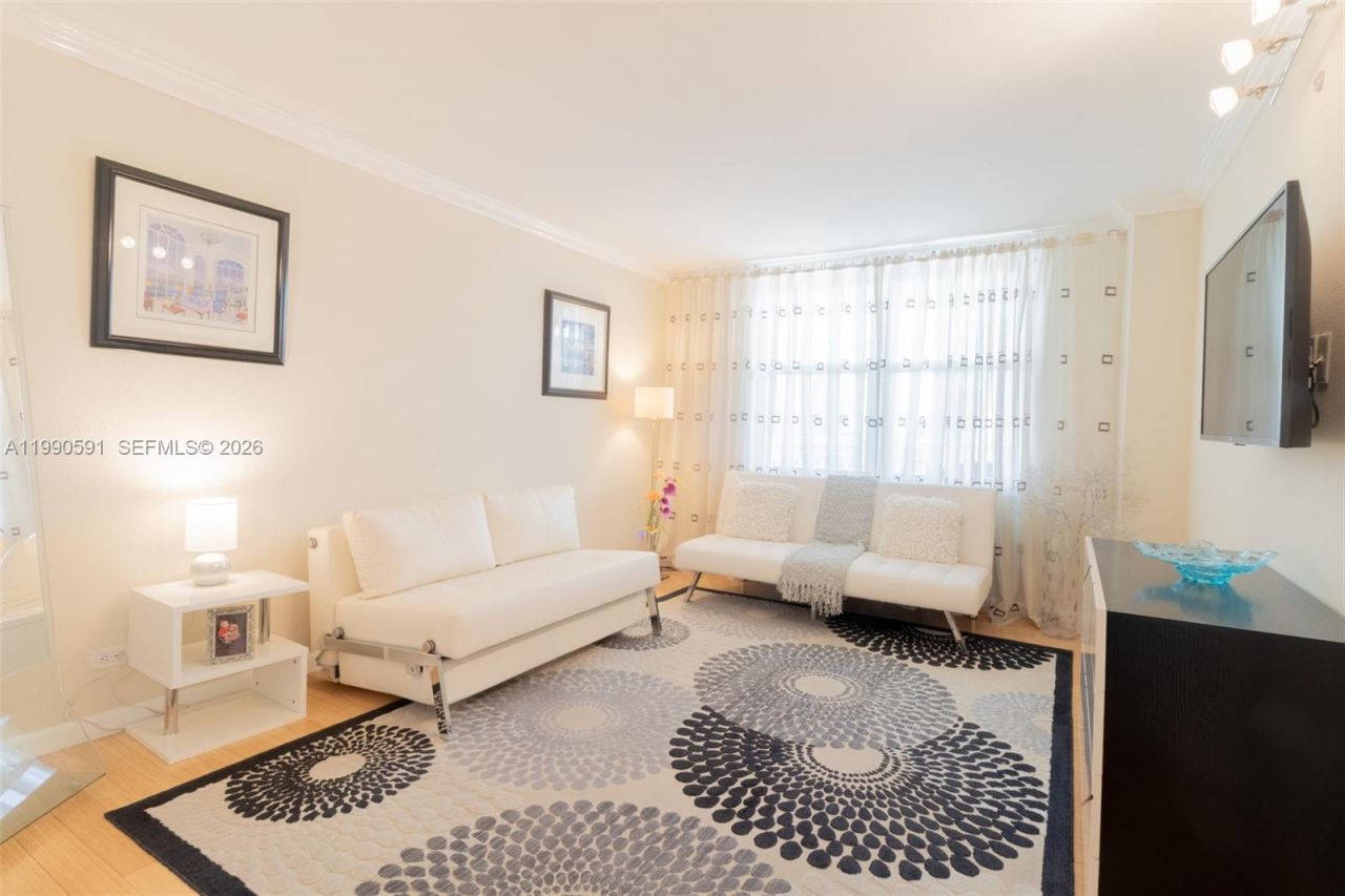 301 174 , Unit 2417, Sunny Isles Beach, FL 33160 Photo