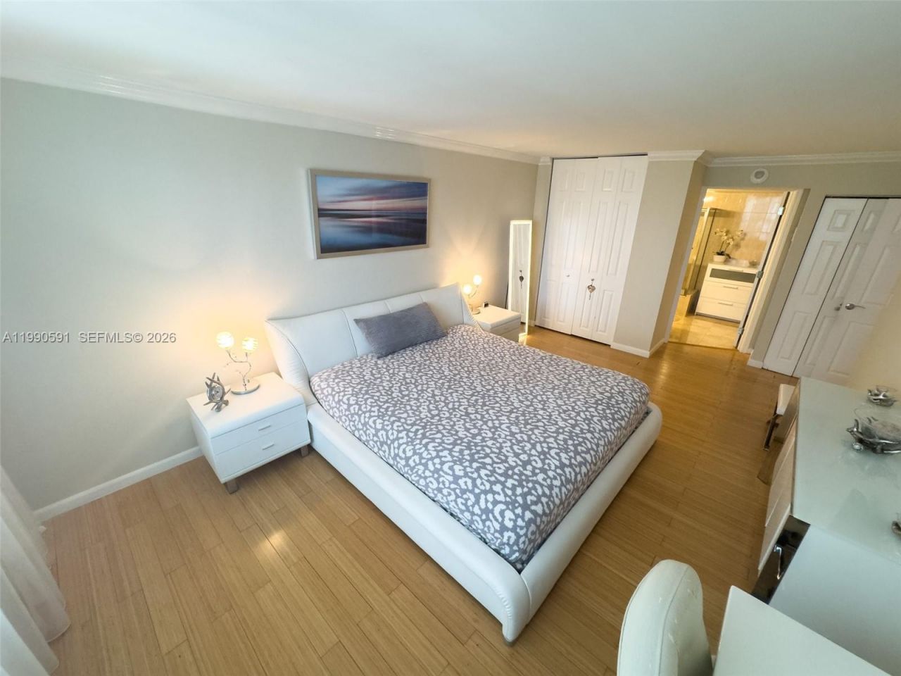 301 174 , Unit 2417, Sunny Isles Beach, FL 33160 Photo