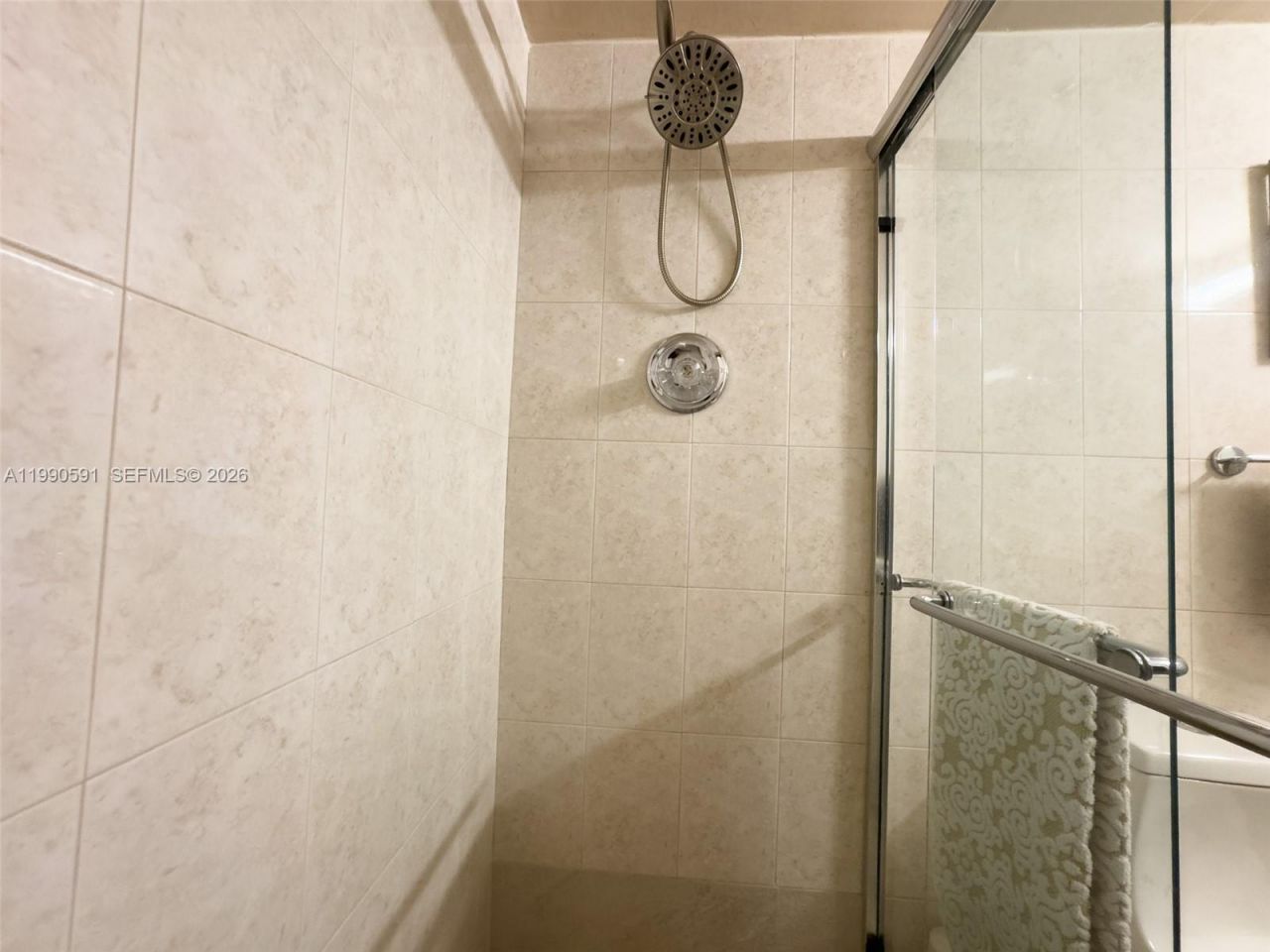 301 174 , Unit 2417, Sunny Isles Beach, FL 33160 Photo