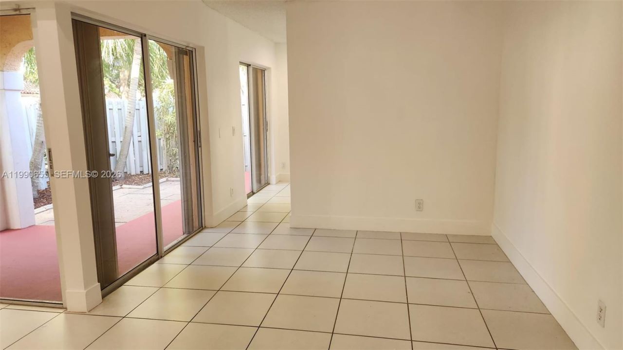 1365 Springside Dr , Unit 1365, Weston, FL 33326 Photo