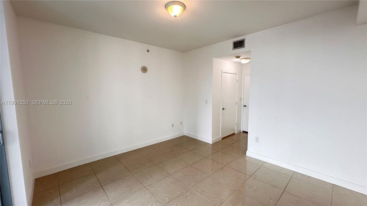 79 SW 12th St , Unit 1102-S, Miami, FL 33130 Photo