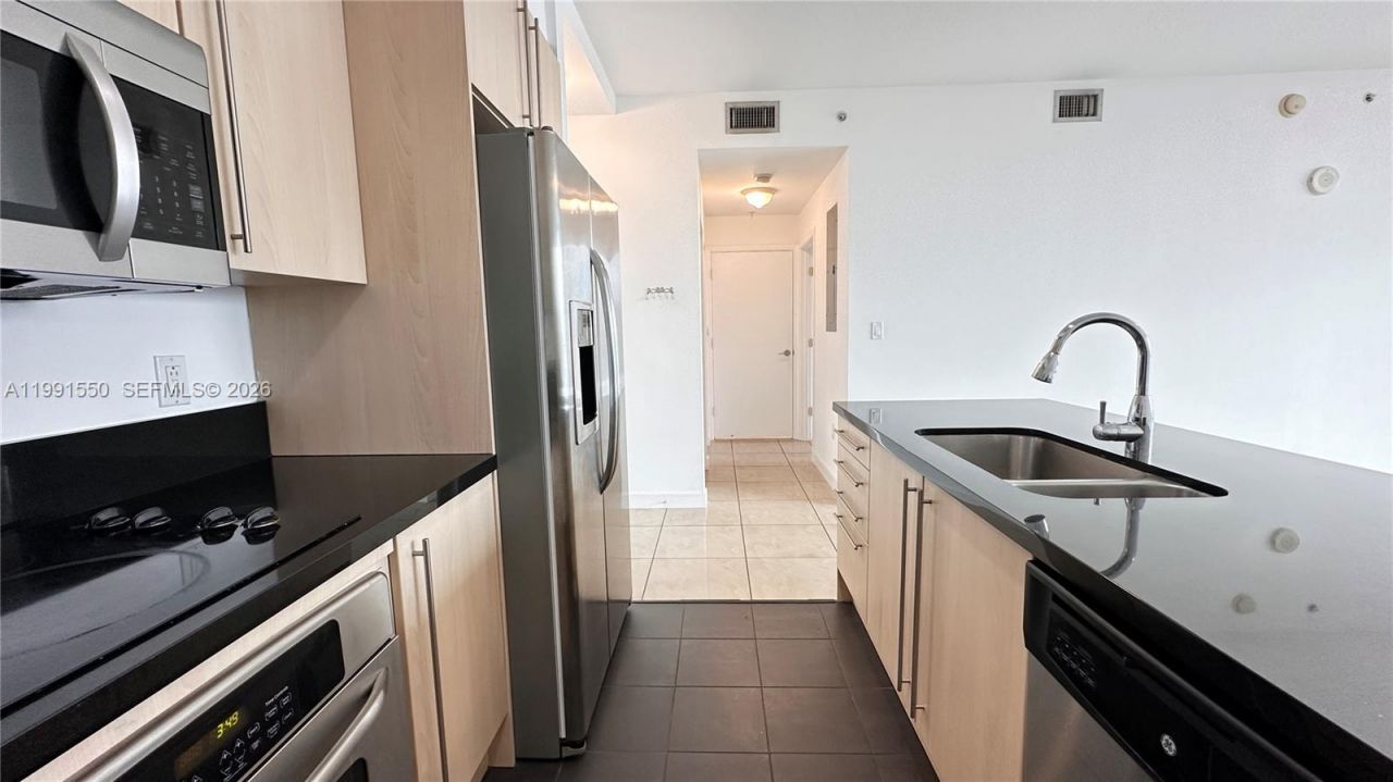 79 SW 12th St , Unit 1102-S, Miami, FL 33130 Photo