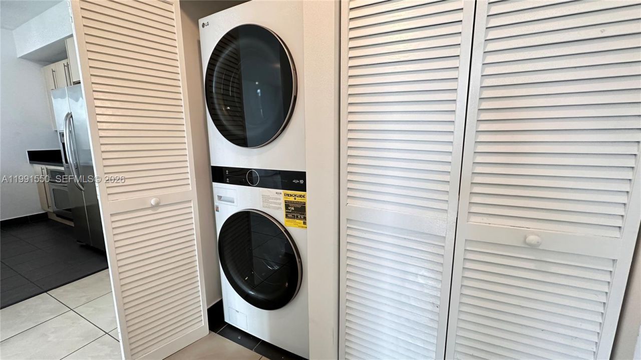 79 SW 12th St , Unit 1102-S, Miami, FL 33130 Photo