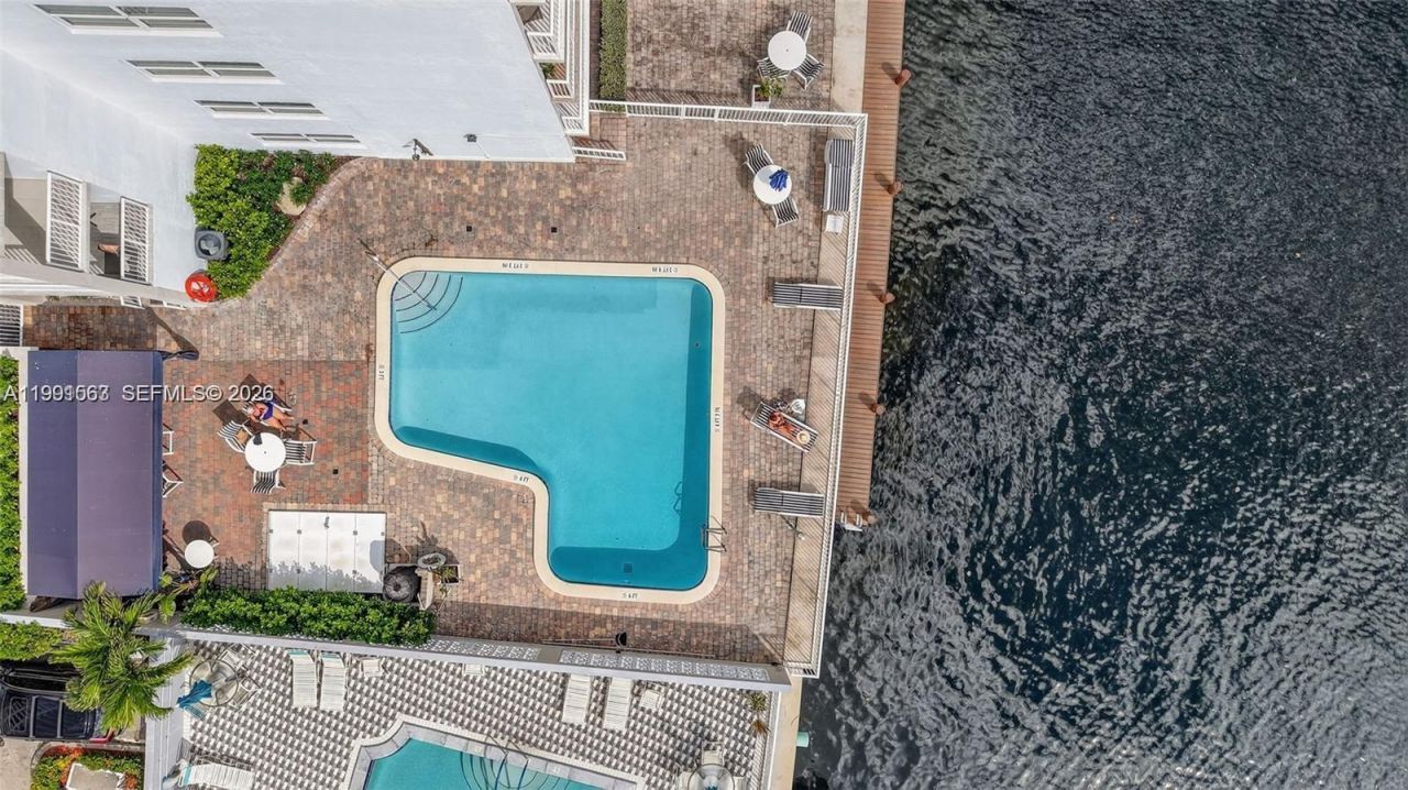 121 Golden Isles Dr , Unit 104, Hallandale Beach, FL 33009 Photo