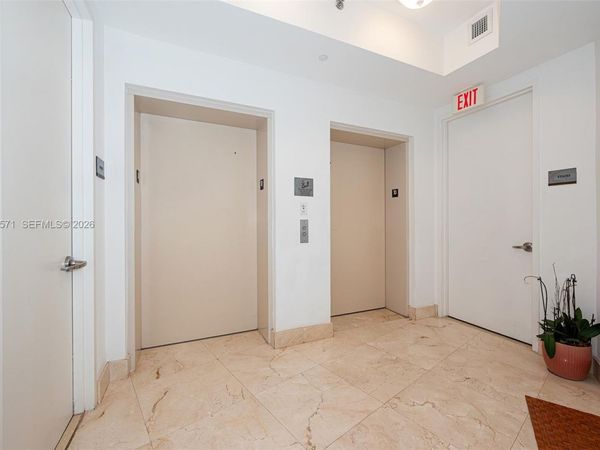 16001 collins ave, Unit 1005, Sunny Isles Beach, FL 33160