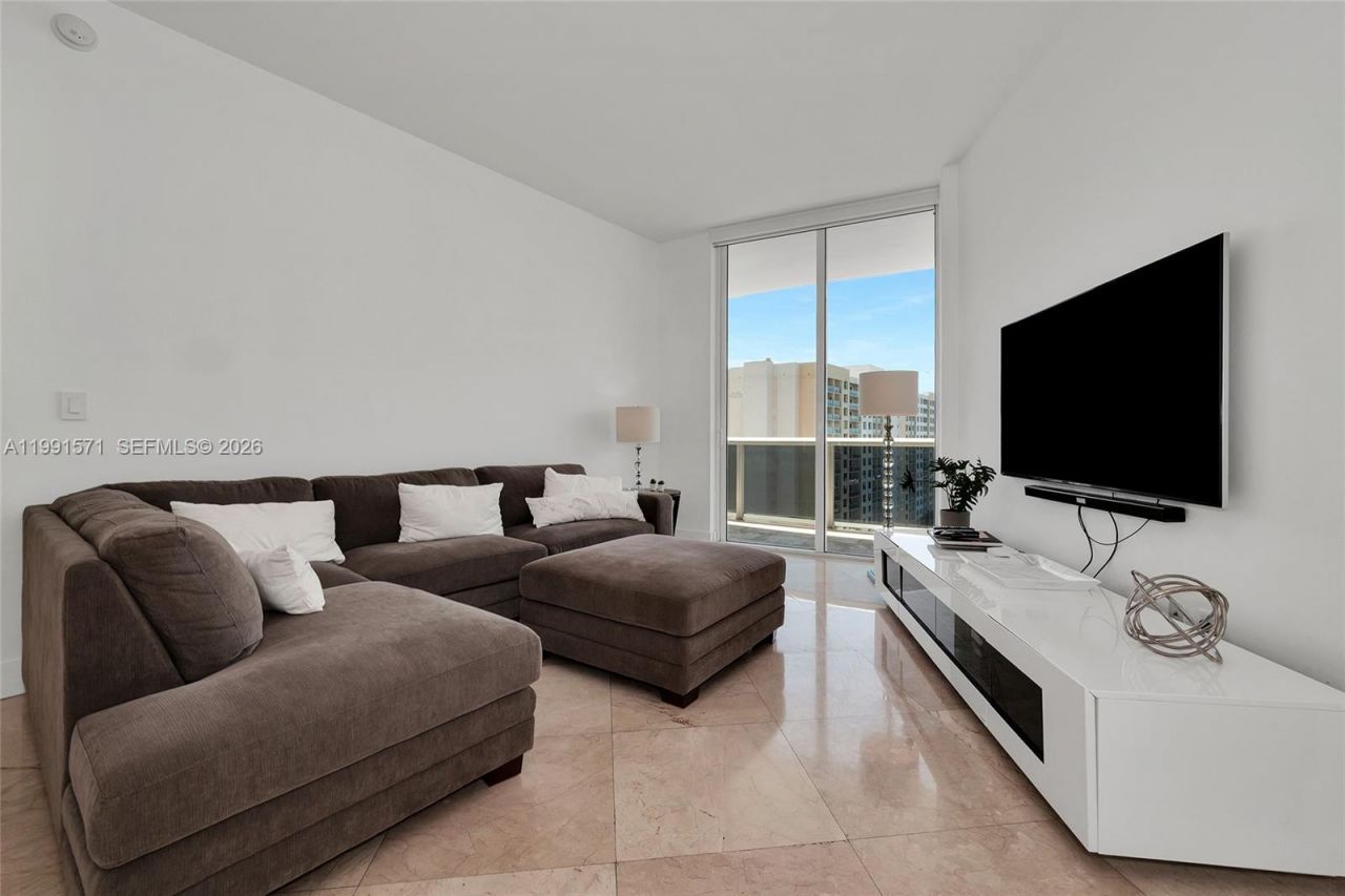 16001 Collins Ave, Unit 1005, Sunny Isles Beach, FL 33160 Photo