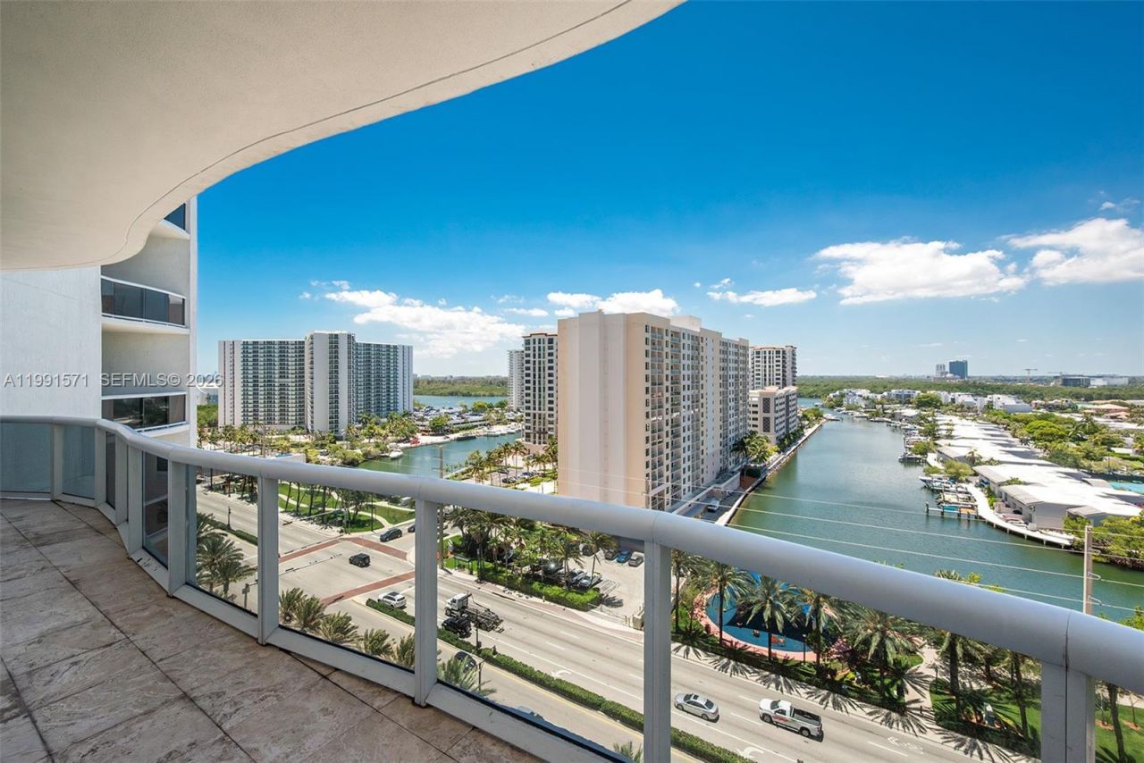 16001 Collins Ave, Unit 1005, Sunny Isles Beach, FL 33160 Photo
