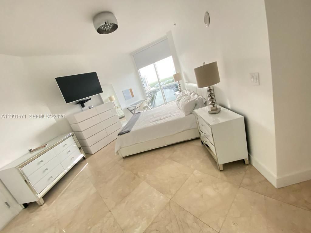 16001 Collins Ave , Unit 1005, Sunny Isles Beach, FL 33160 Photo